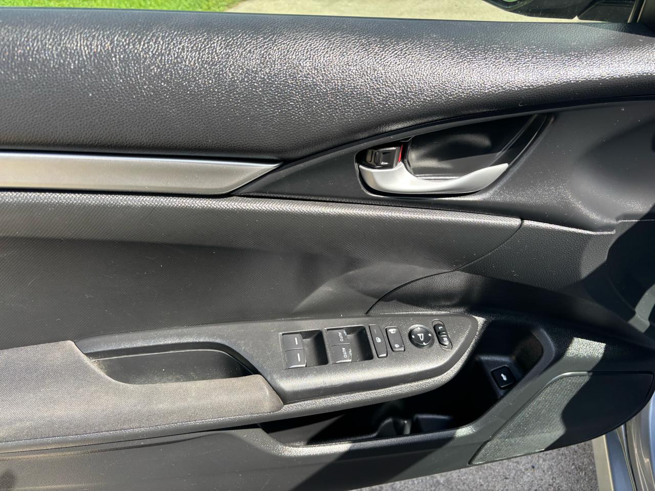 Honda Civic Sedan LX CVT 2021