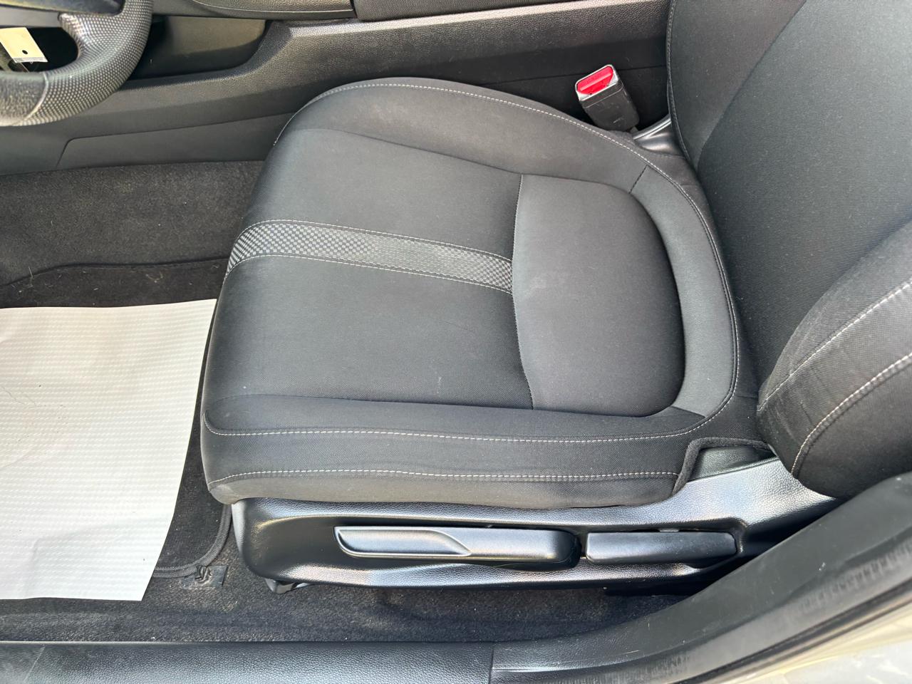 Honda Civic Sedan LX CVT 2021