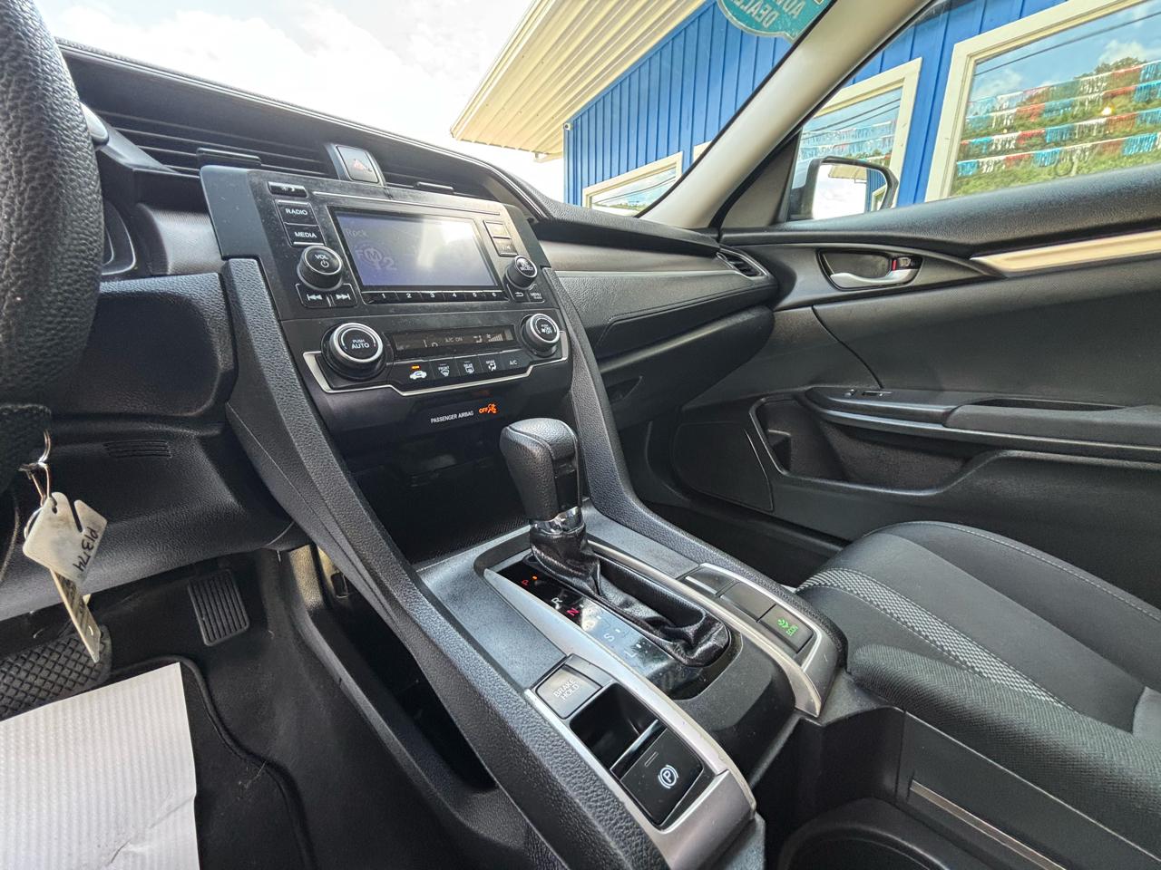 Honda Civic Sedan LX CVT 2021