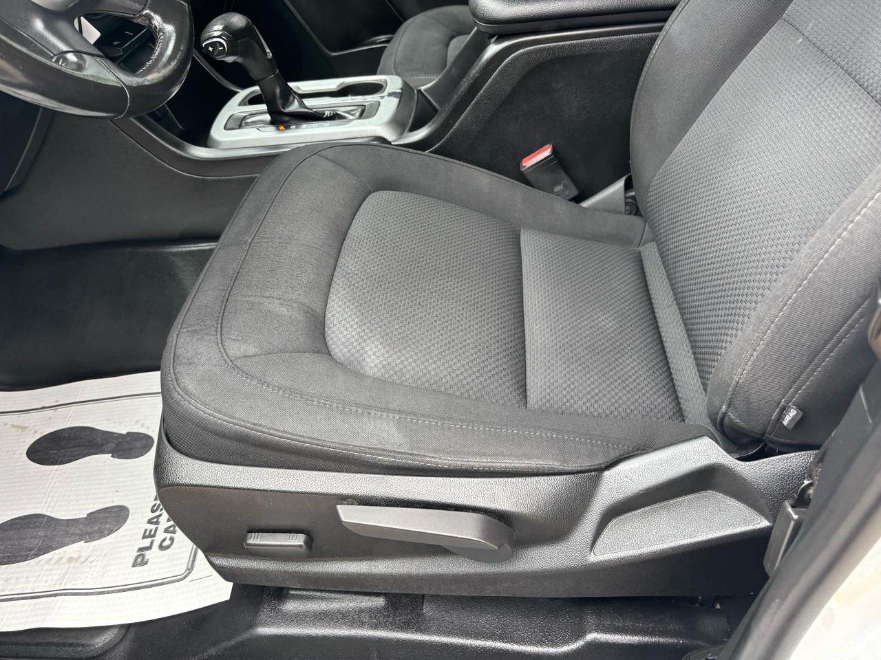 Chevrolet Colorado 2WD Ext Cab 128" LT 2021