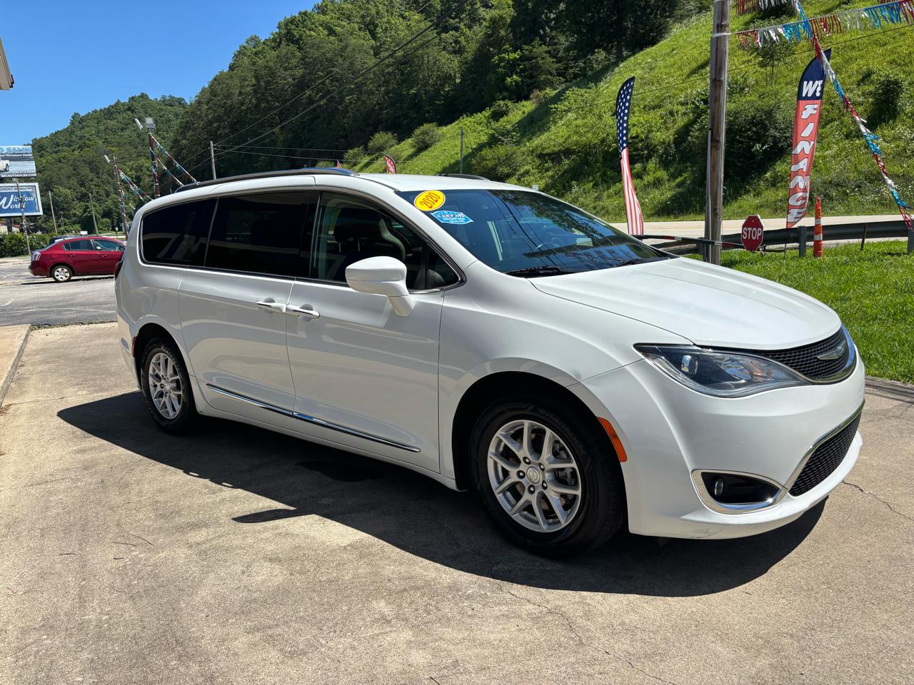 Chrysler Pacifica Touring L FWD 2020