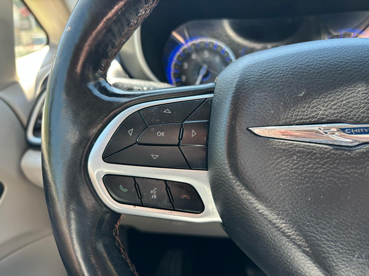 Chrysler Pacifica Touring L FWD 2020
