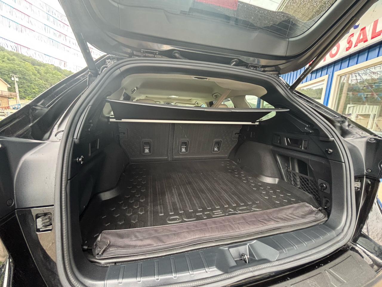 Subaru Outback Limited CVT 2021