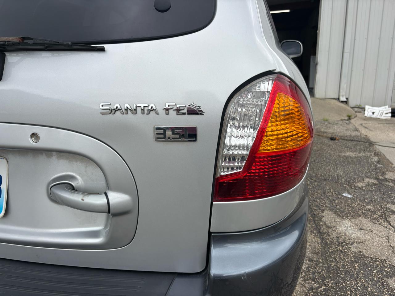 Hyundai Santa Fe  2004