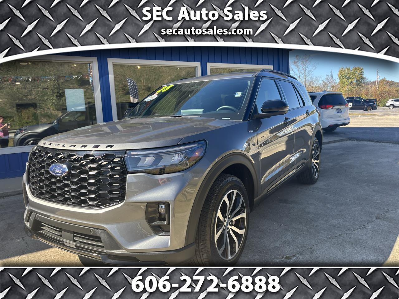 2025 Ford Explorer ST-Line 4WD