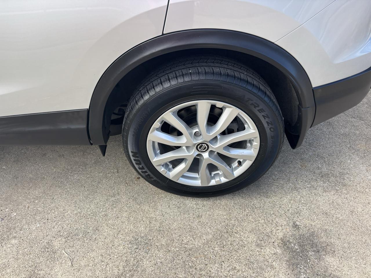 Nissan Rogue Sport FWD SV 2020