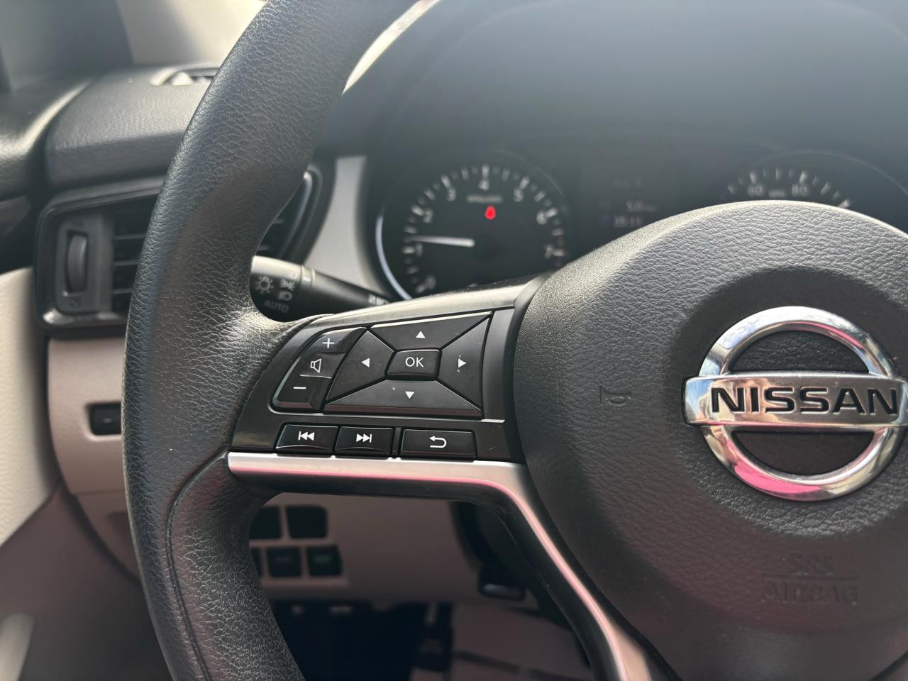 Nissan Rogue Sport FWD SV 2020