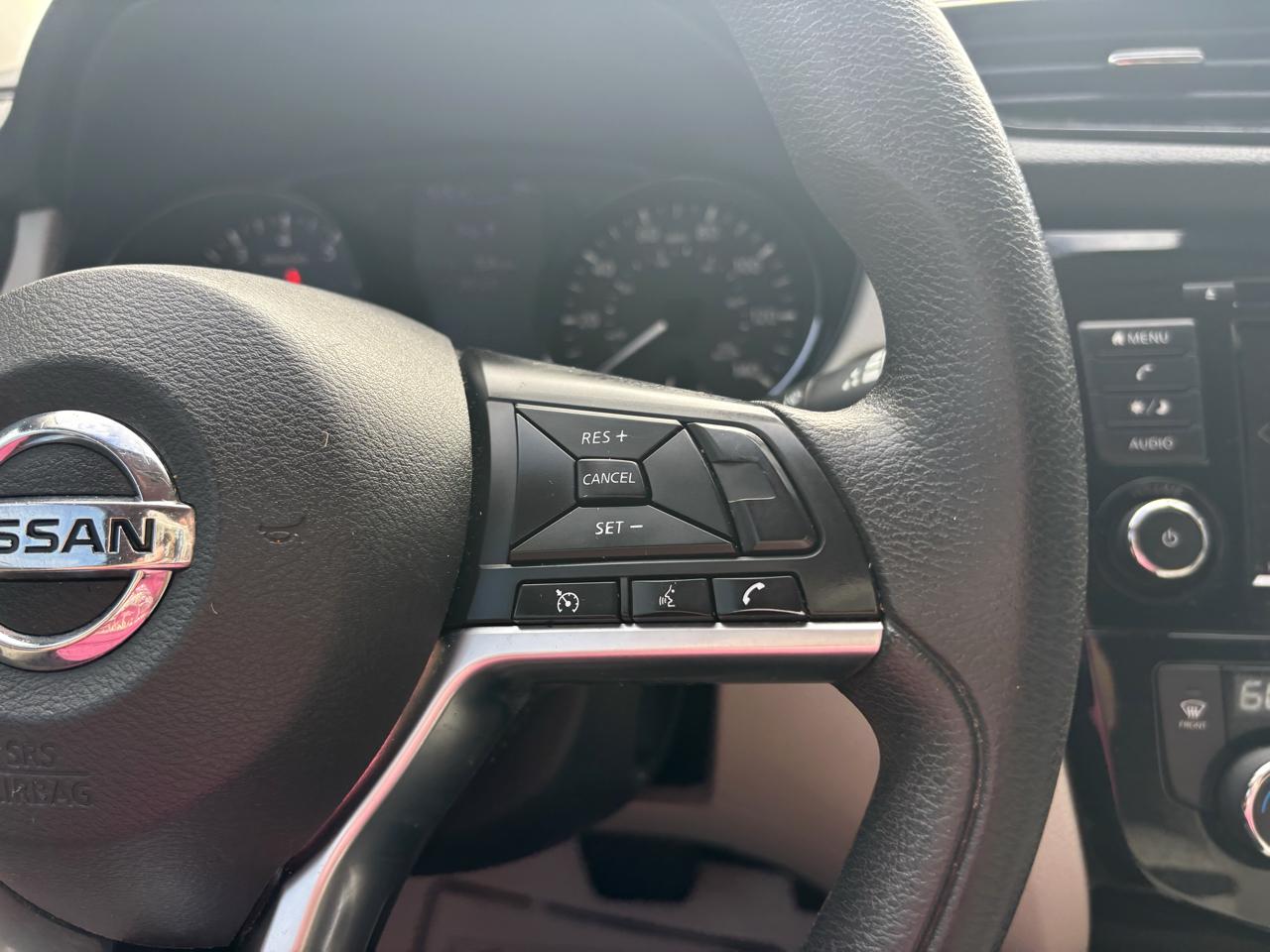 Nissan Rogue Sport FWD SV 2020