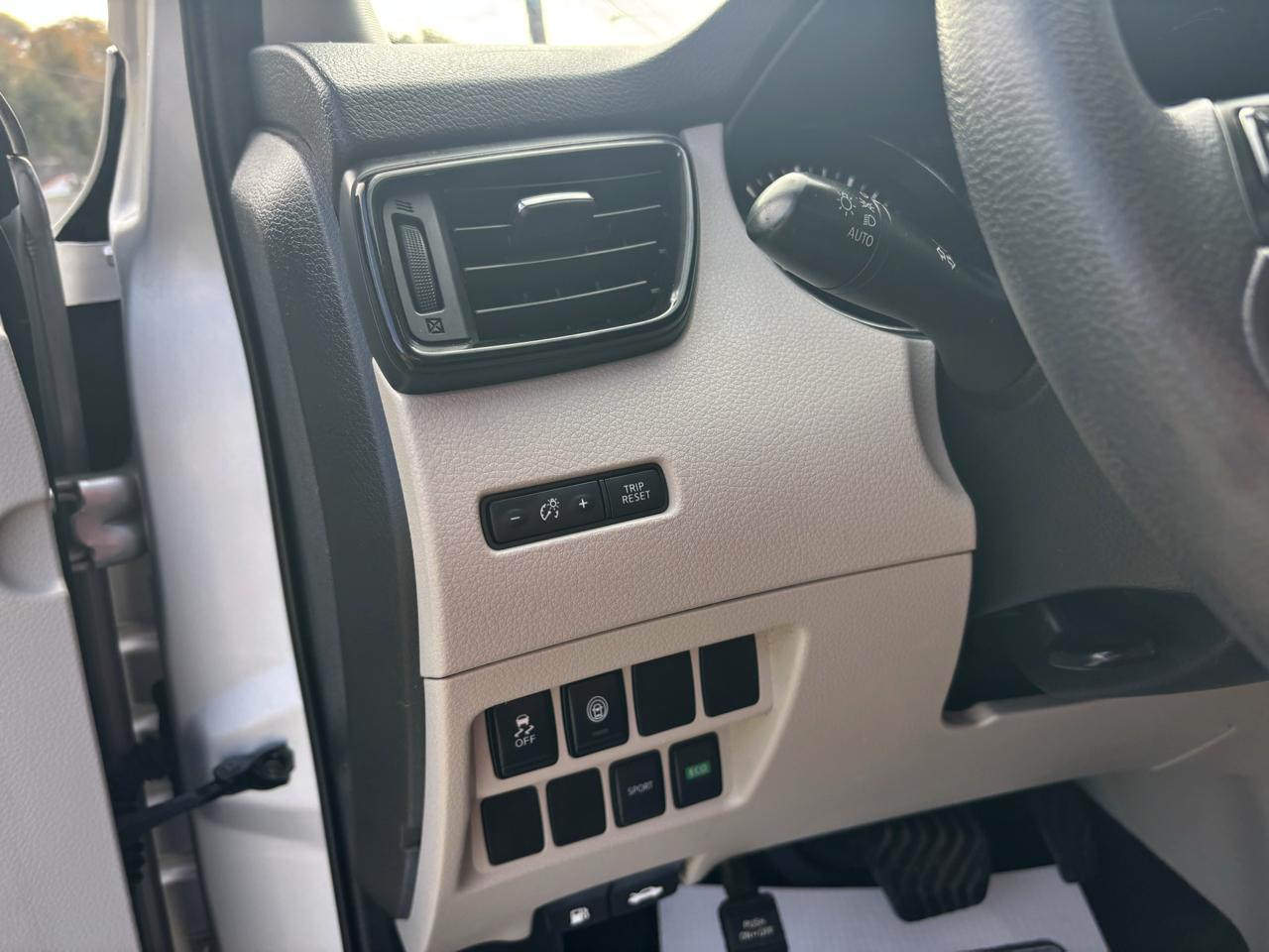 Nissan Rogue Sport FWD SV 2020
