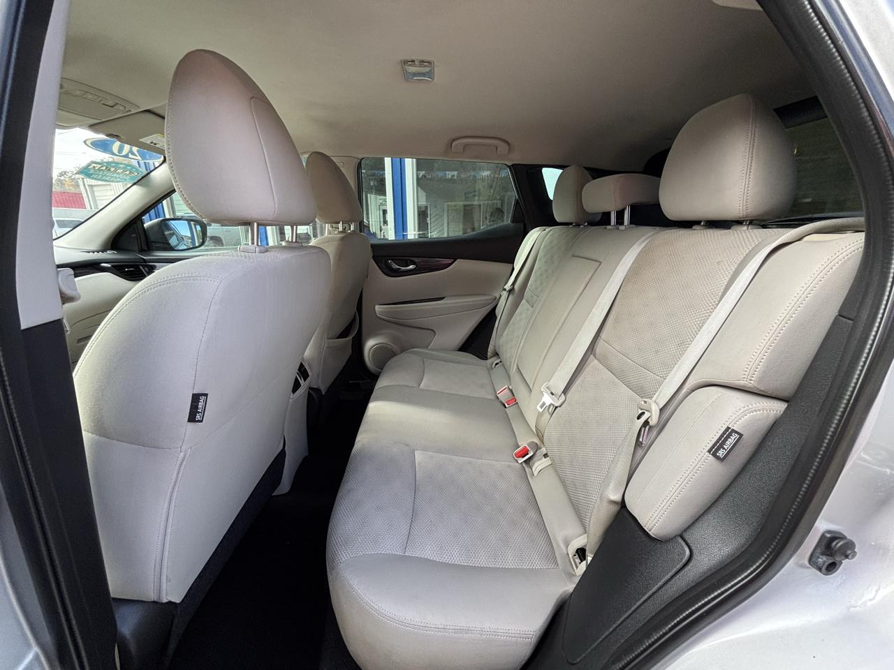 Nissan Rogue Sport FWD SV 2020