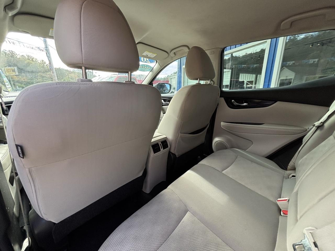 Nissan Rogue Sport FWD SV 2020