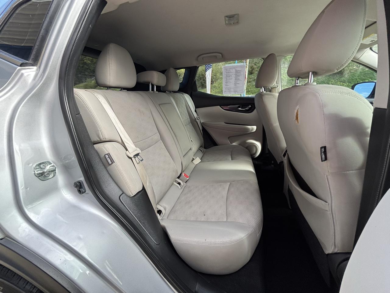 Nissan Rogue Sport FWD SV 2020