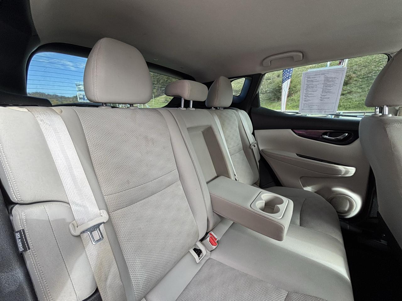 Nissan Rogue Sport FWD SV 2020