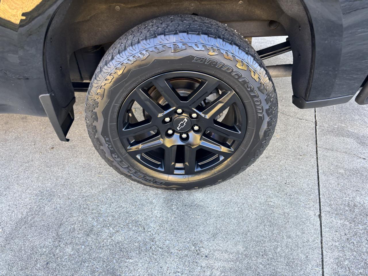 Chevrolet Silverado 1500 4WD Crew Cab 147" RST 2022