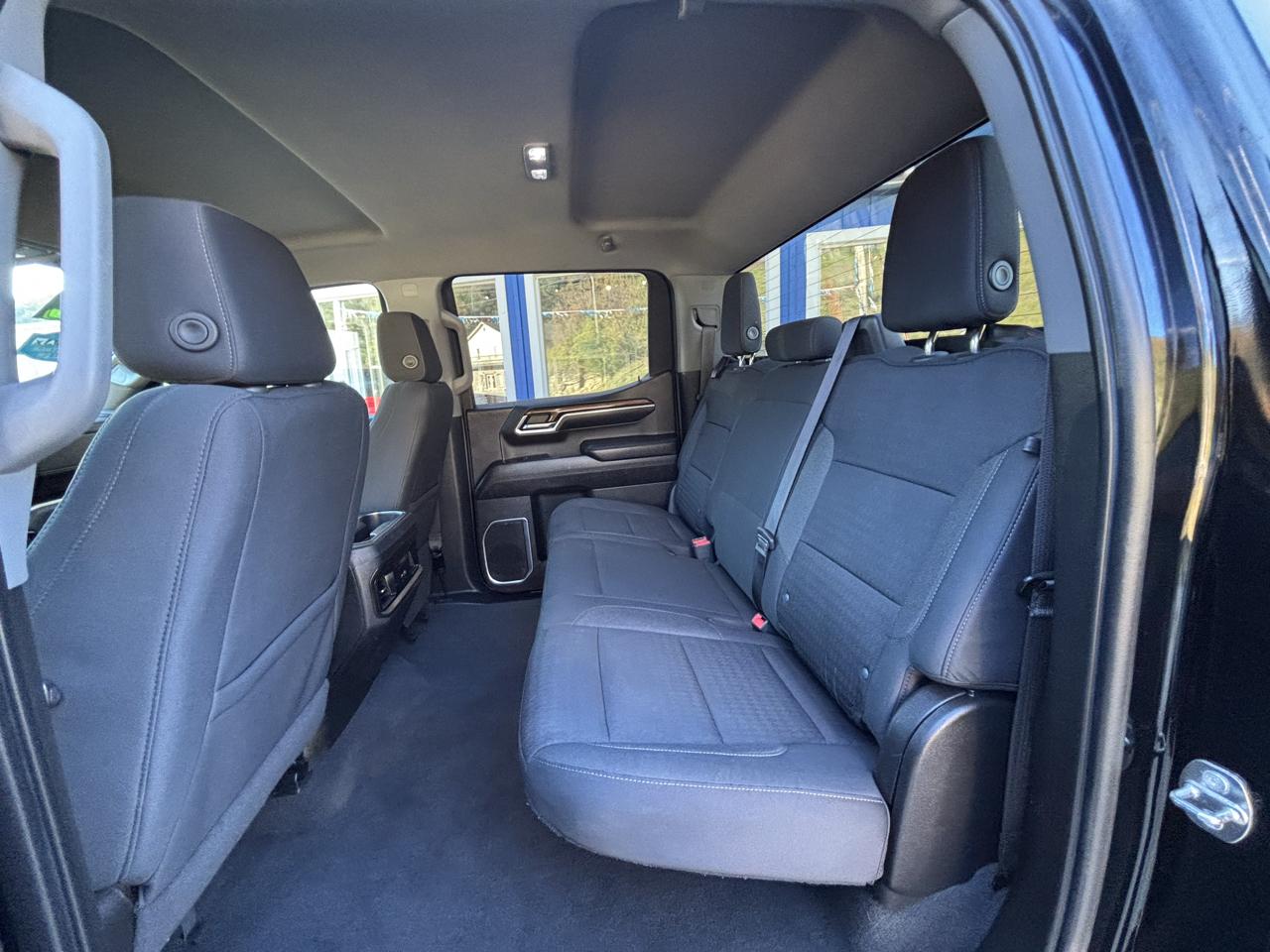 Chevrolet Silverado 1500 4WD Crew Cab 147" RST 2022