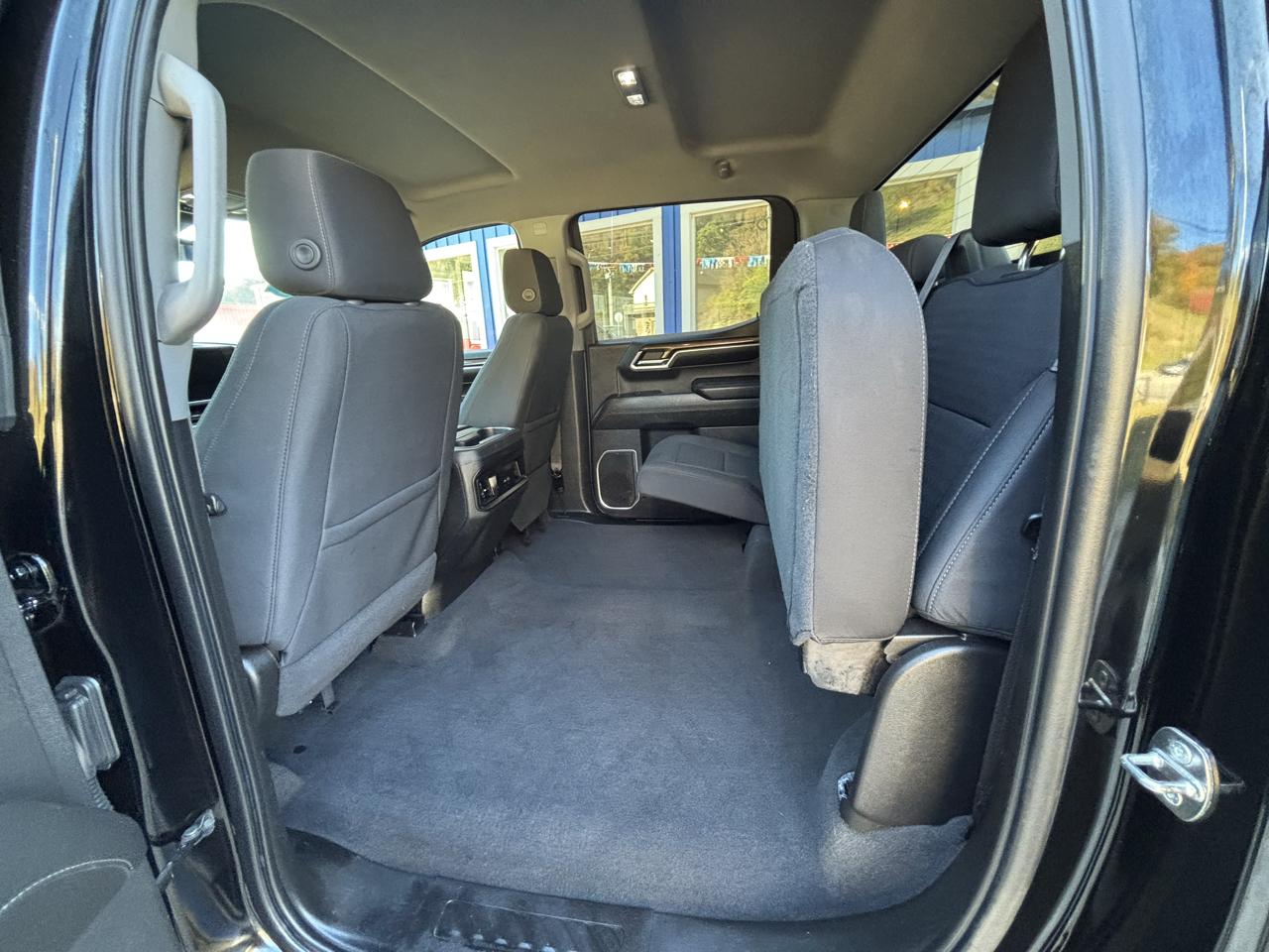 Chevrolet Silverado 1500 4WD Crew Cab 147" RST 2022