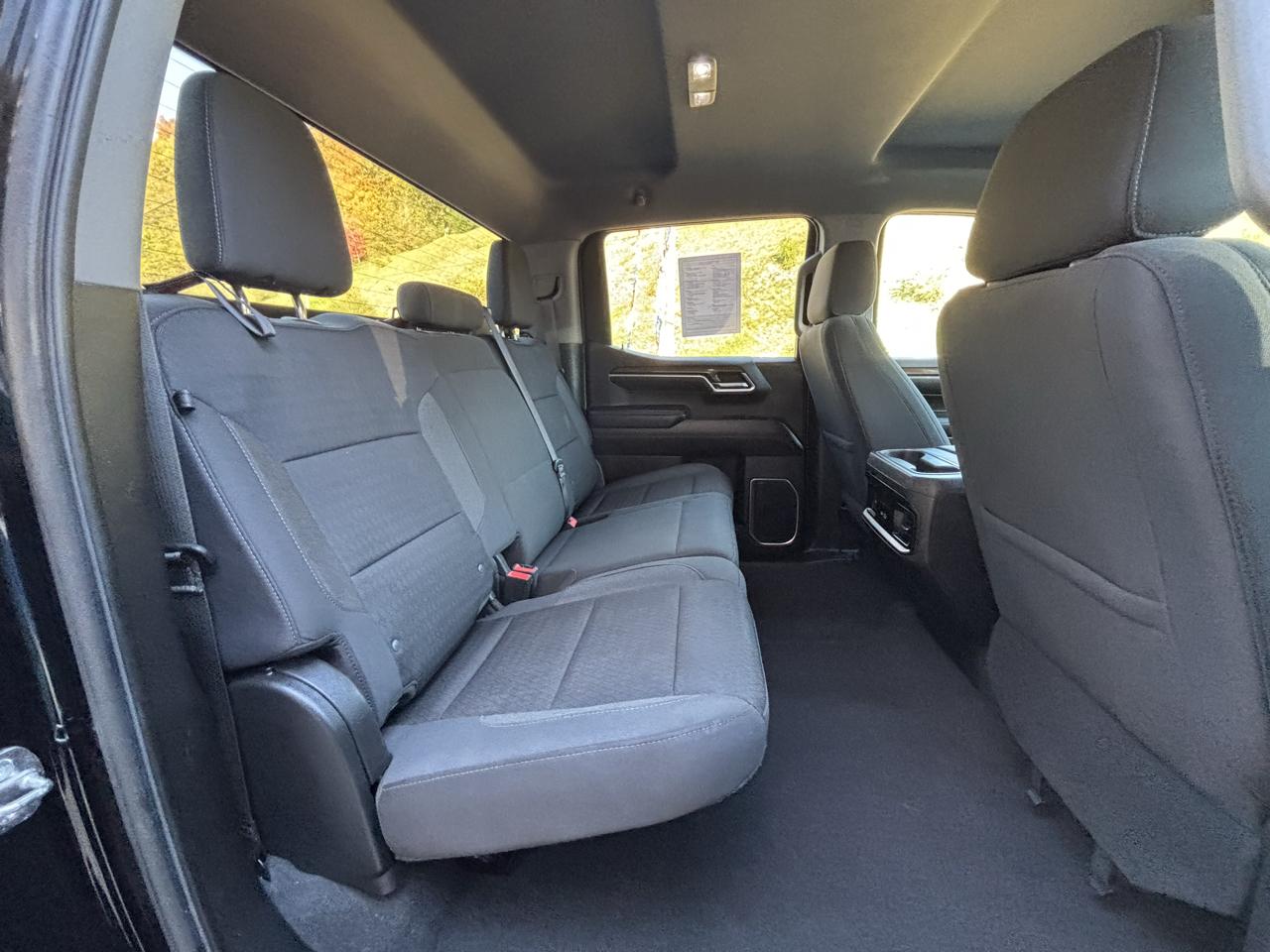 Chevrolet Silverado 1500 4WD Crew Cab 147" RST 2022