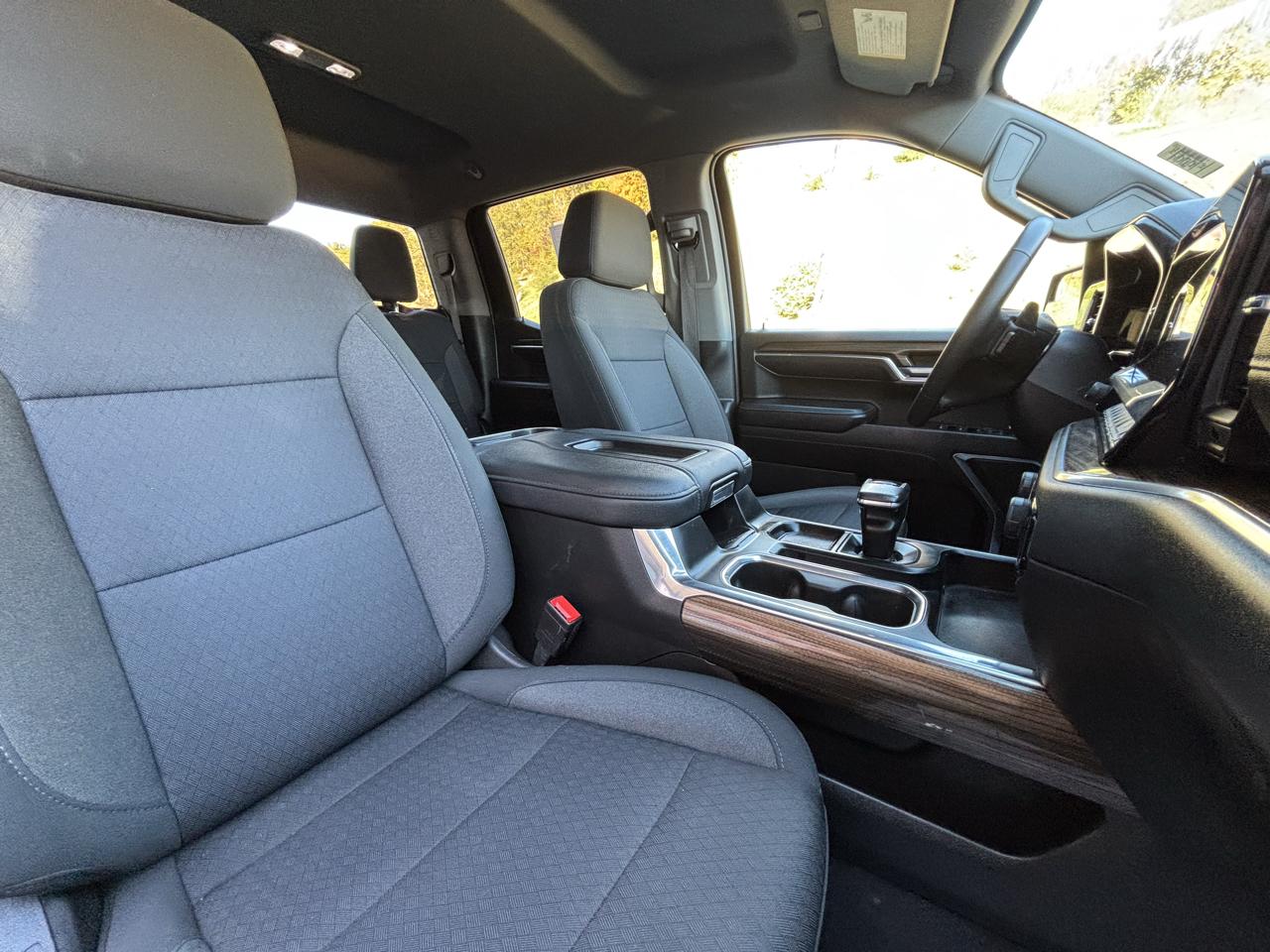 Chevrolet Silverado 1500 4WD Crew Cab 147" RST 2022