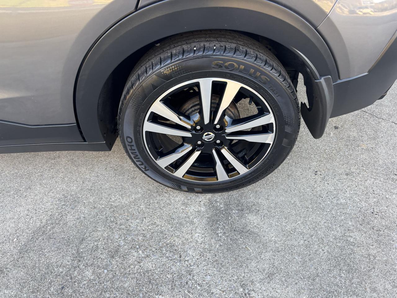Nissan Kicks SV FWD 2018