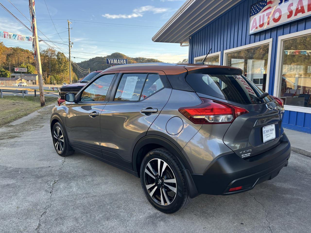 Nissan Kicks SV FWD 2018