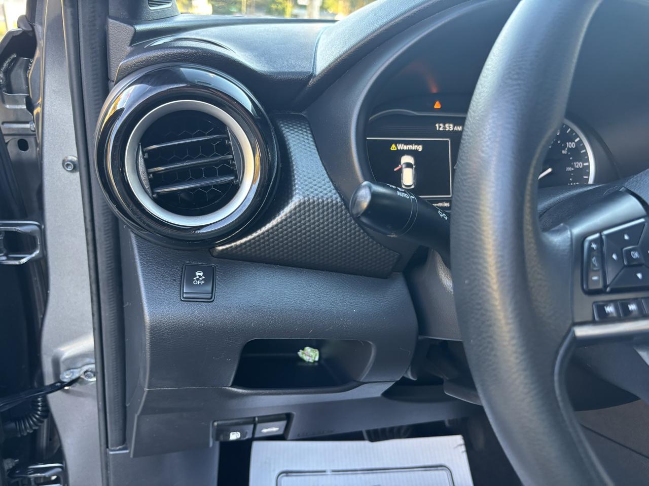 Nissan Kicks SV FWD 2018