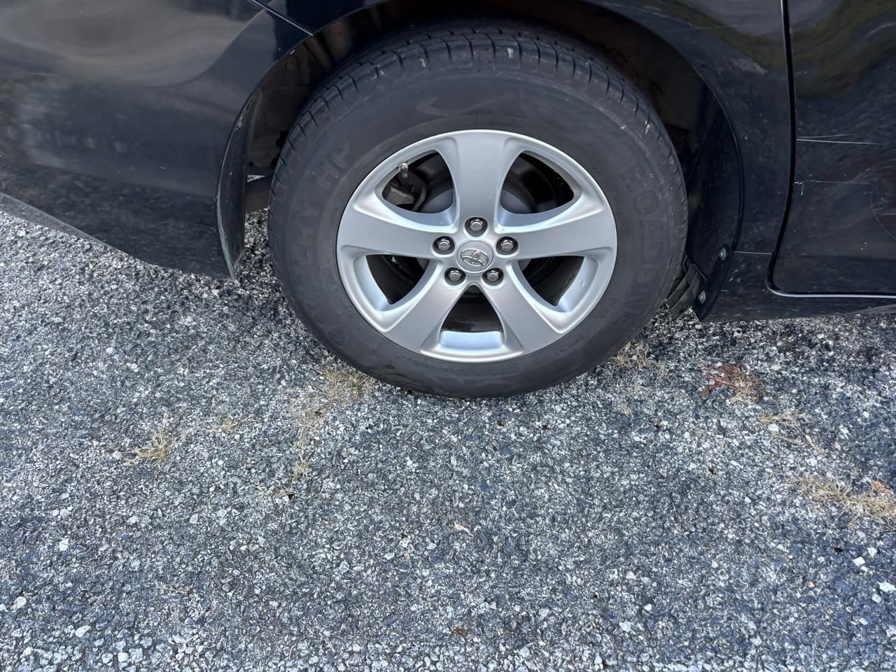 Toyota Sienna 5dr 8-Pass Van V6 LE FWD (Natl) 2014
