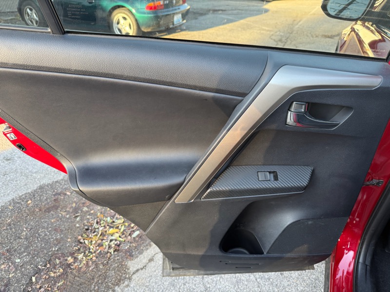 Toyota RAV4 Limited AWD 2013