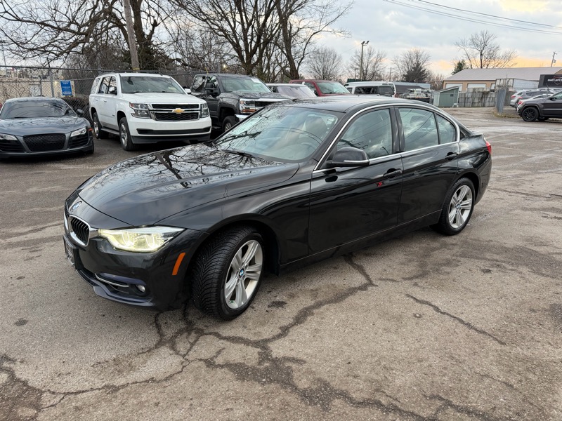 BMW 3-Series 330i xDrive SULEV Sedan 2018