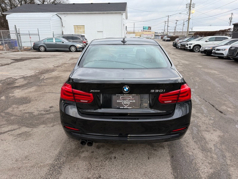 BMW 3-Series 330i xDrive SULEV Sedan 2018