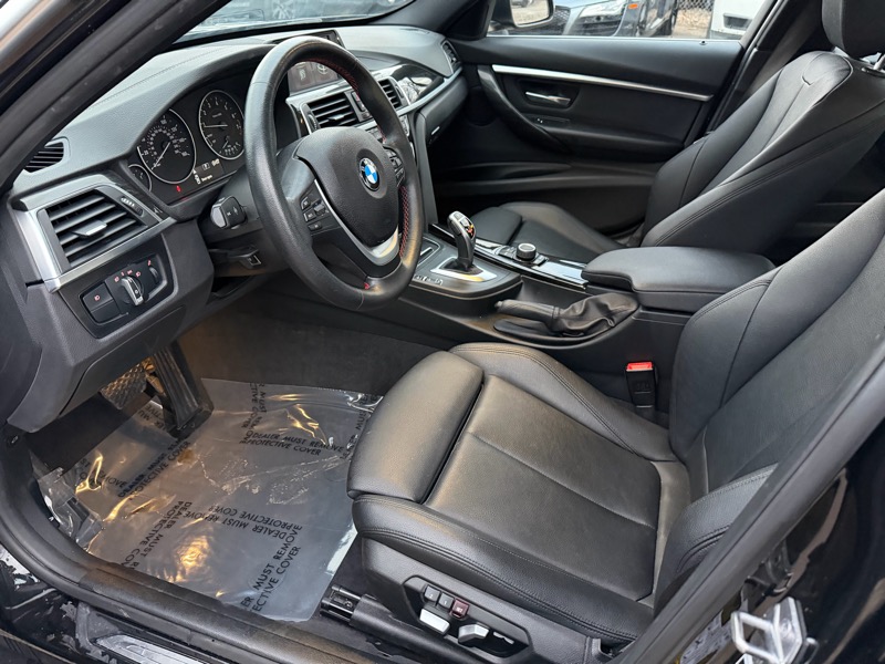 BMW 3-Series 330i xDrive SULEV Sedan 2018