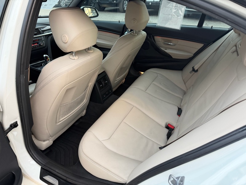 BMW 3-Series 328i xDrive Sedan 2015