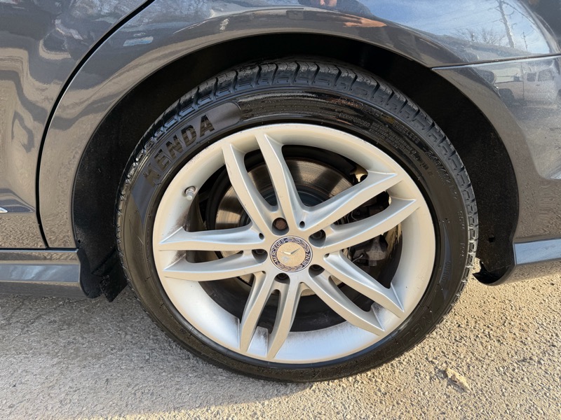 Mercedes-Benz C-Class C300 4MATIC Sport Sedan 2013