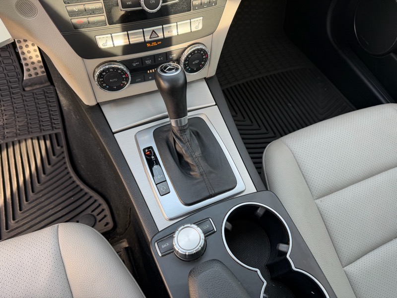 Mercedes-Benz C-Class C300 4MATIC Sport Sedan 2013