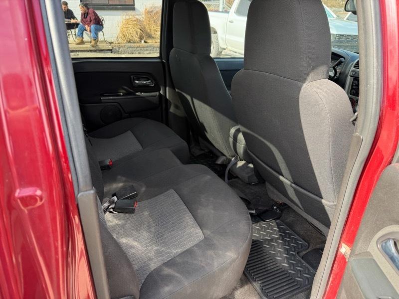 Chevrolet Colorado 2LT Crew Cab 4WD 2011