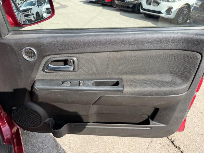 Chevrolet Colorado 2LT Crew Cab 4WD 2011