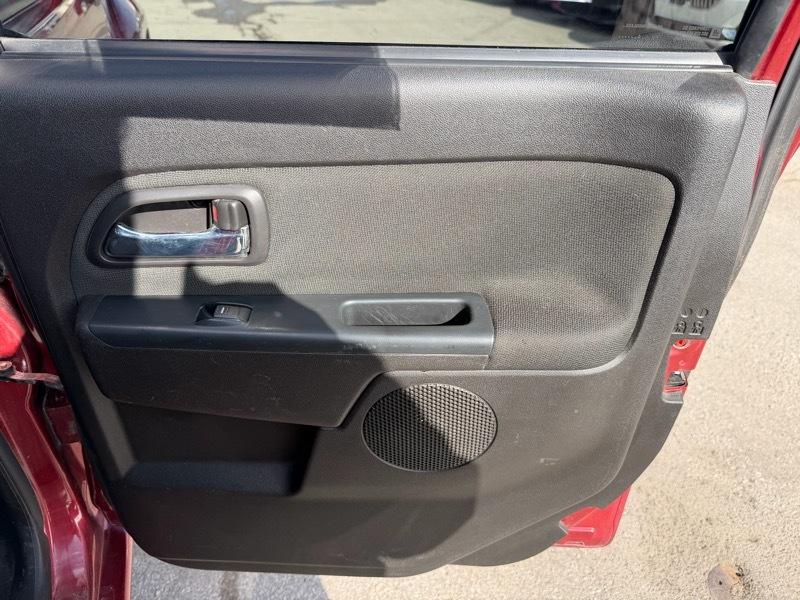 Chevrolet Colorado 2LT Crew Cab 4WD 2011