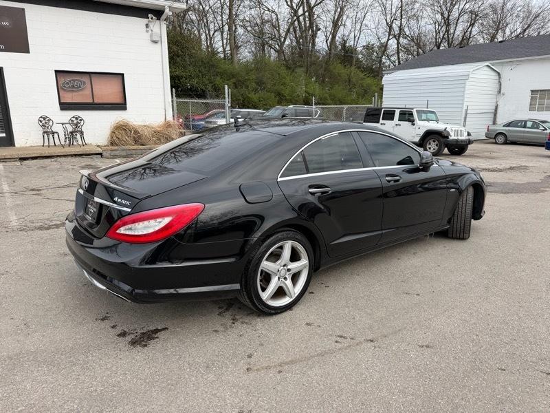 Mercedes-Benz CLS-Class CLS550 4MATIC 2012