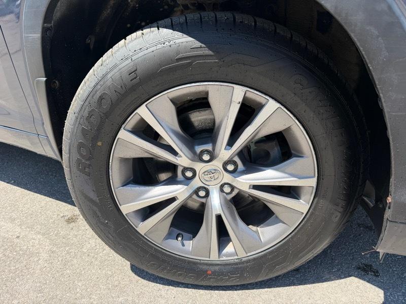Toyota Highlander XLE AWD V6 2015