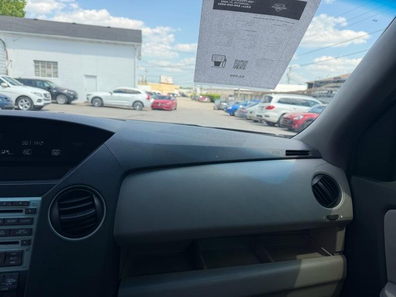 Honda Pilot EX-L 4WD 5-Spd AT with DVD 2011