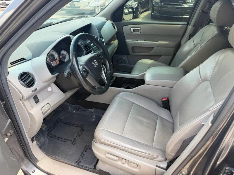 Honda Pilot EX-L 4WD 5-Spd AT with DVD 2011