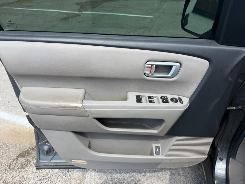 Honda Pilot EX-L 4WD 5-Spd AT with DVD 2011