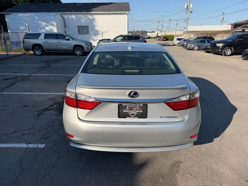 Lexus ES 300h Sedan 2013