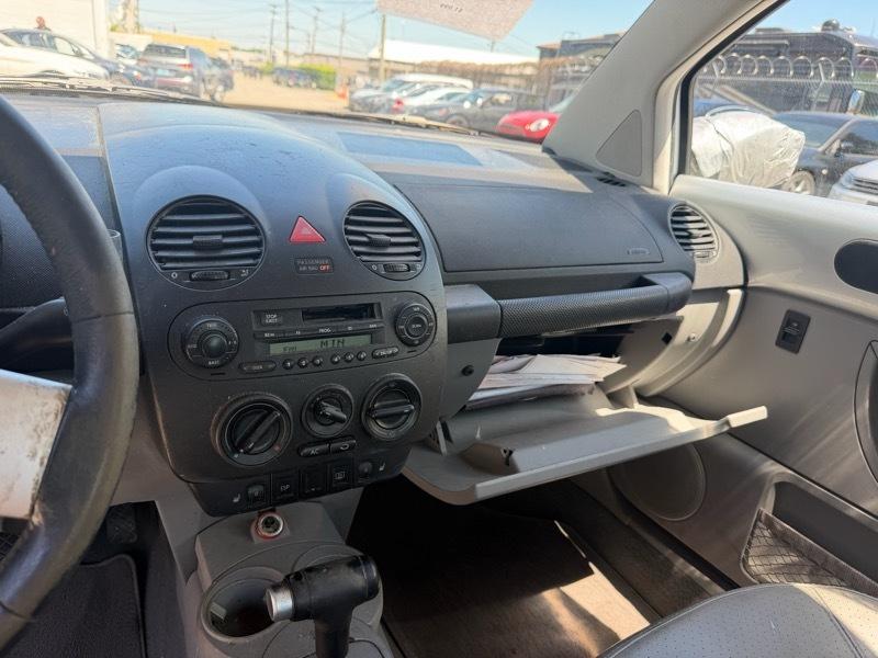 Volkswagen New Beetle GLS 1.8L 2004