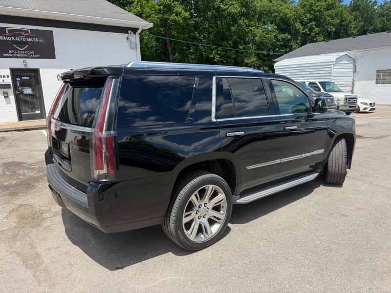 Cadillac Escalade Luxury 4WD 2015