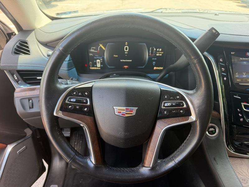 Cadillac Escalade Luxury 4WD 2015
