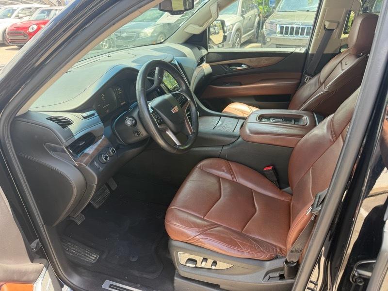 Cadillac Escalade Luxury 4WD 2015