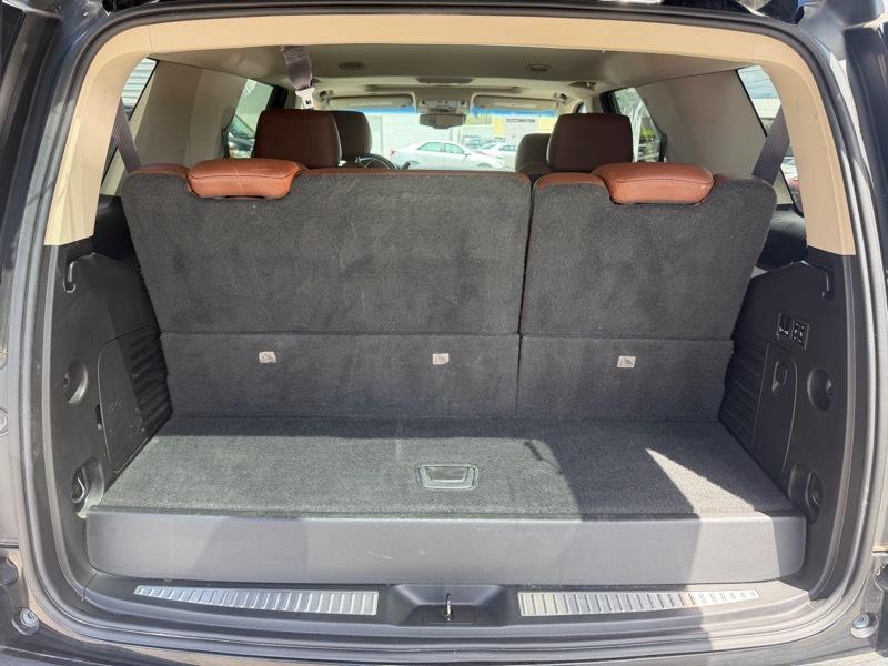 Cadillac Escalade Luxury 4WD 2015