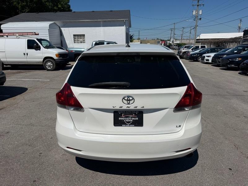 Toyota Venza LE I4 FWD 2013