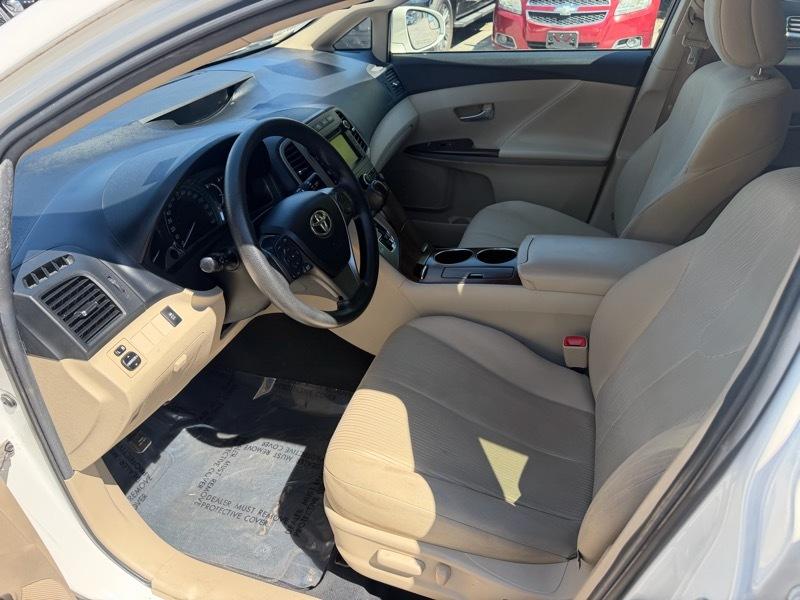 Toyota Venza LE I4 FWD 2013