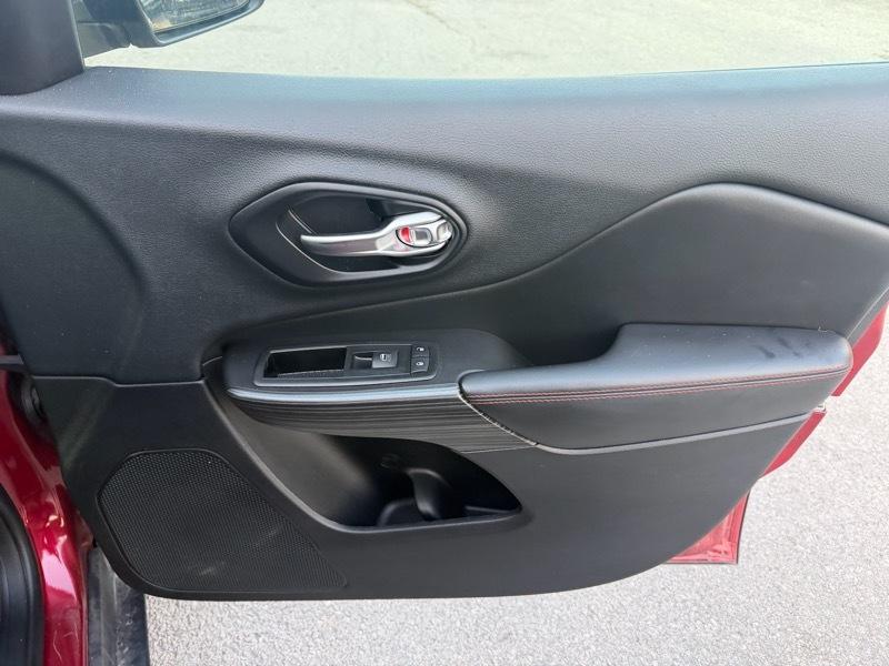 2014 Jeep Cherokee Trailhawk - Photo 19